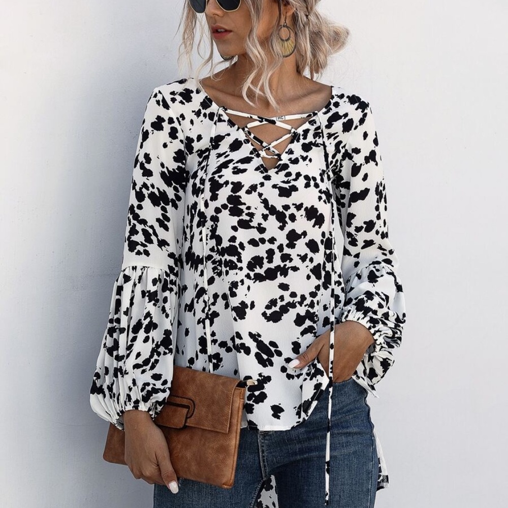 Print Lace up Long Sleeve hi lo blouse - Picture 7 of 7
